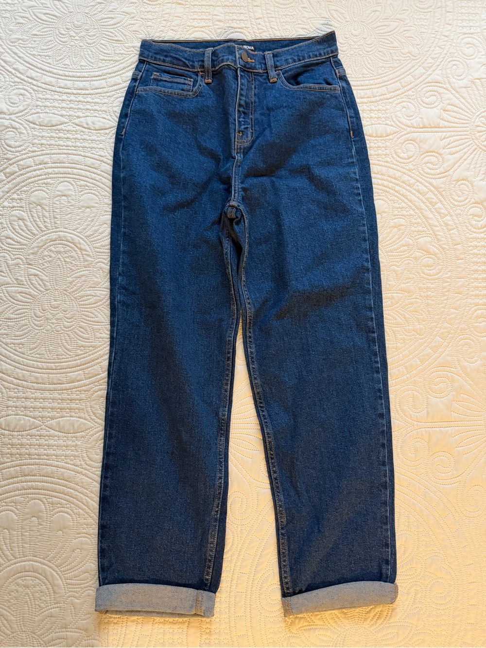 FashionNova Cropped Jeans